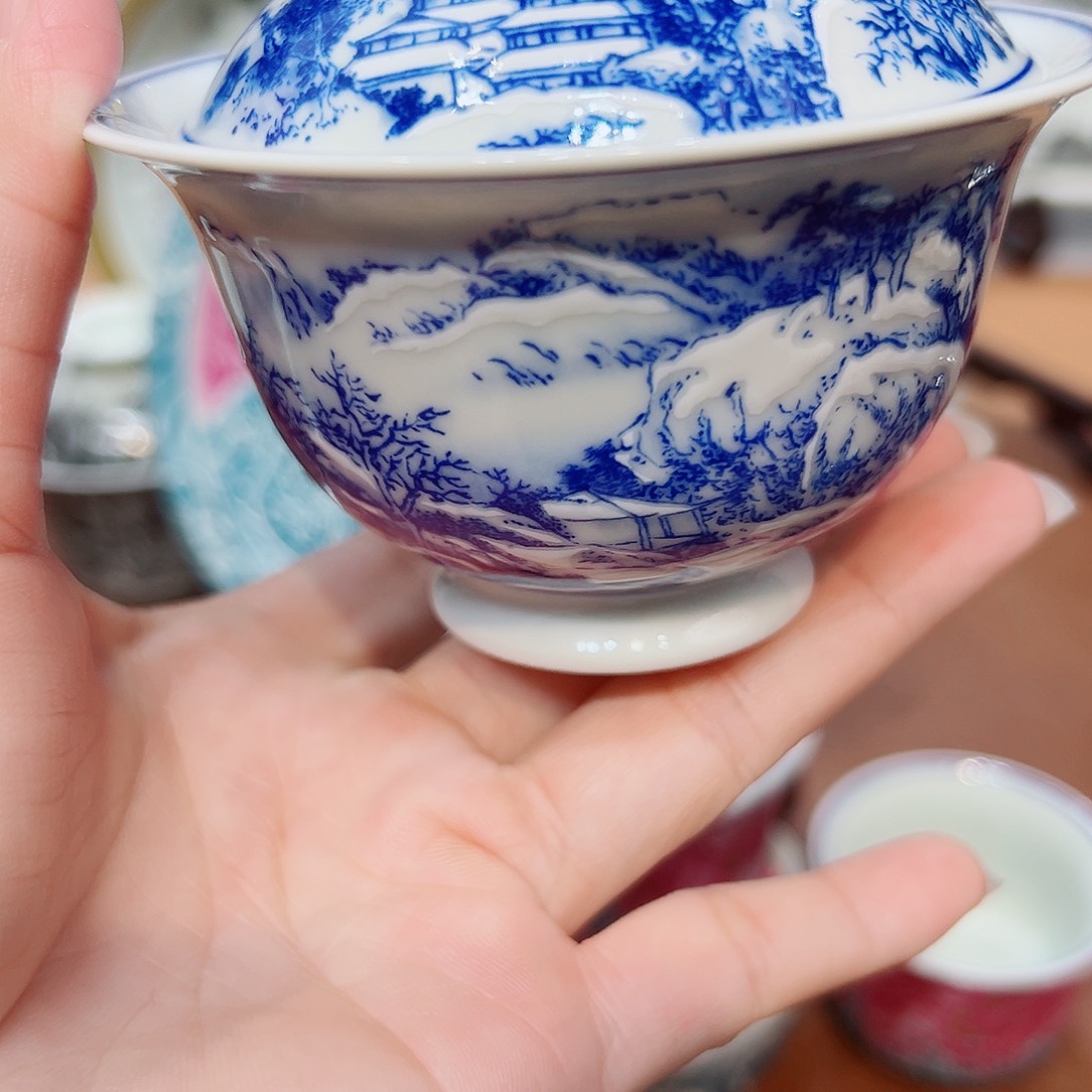 摆件漫*分景德镇陶瓷艺术展在上海举办期间举行开幕