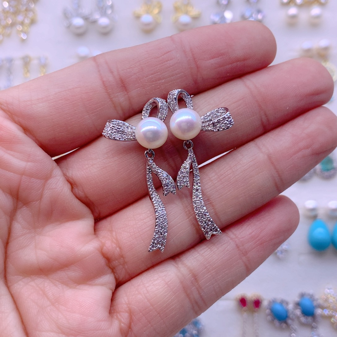 合金耳饰淡水珍珠