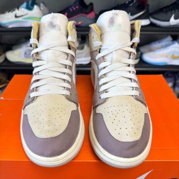 43码/aj1棕白 篮球鞋