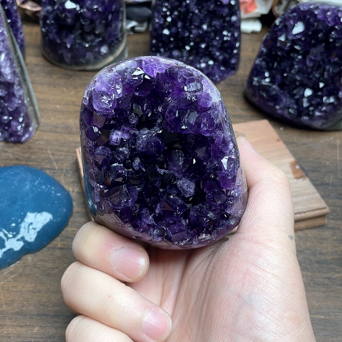 紫晶大型摆件（非配饰）未镶嵌