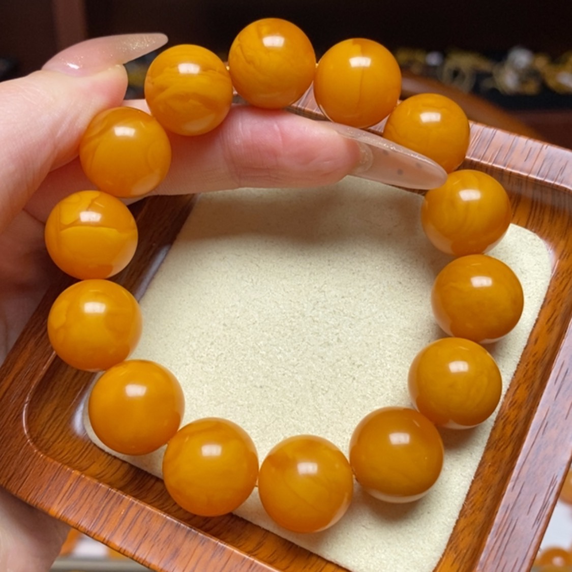 【闪购商品】蜜蜡手链未镶嵌手串