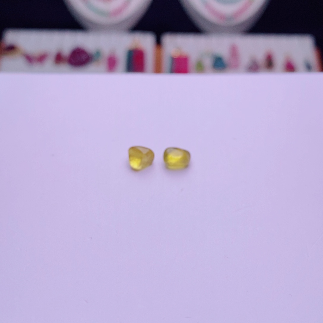 未镶嵌雀黄原石m碧玺