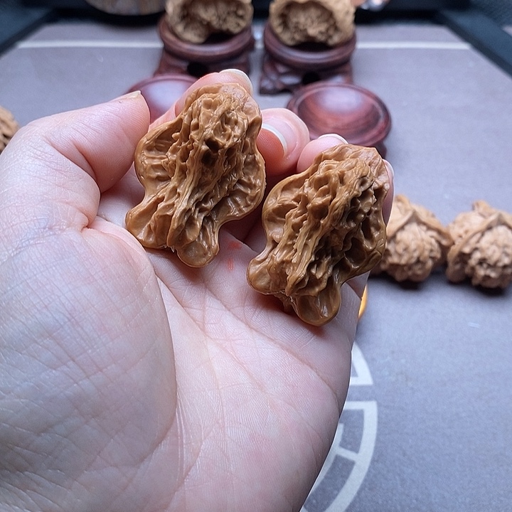 钱***生文玩核桃吊坠文玩核桃