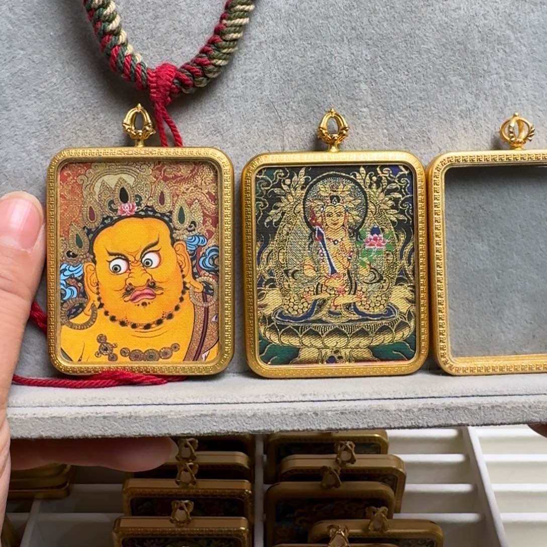 吊坠人****落双面黄老爷虚空铜壳四号绳