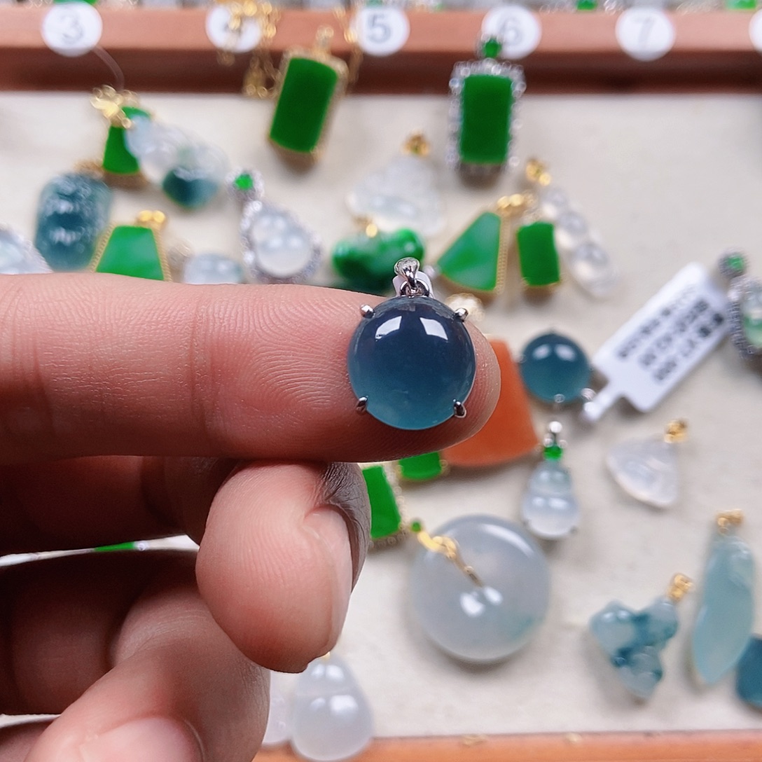 翡翠银S925镶嵌颈饰