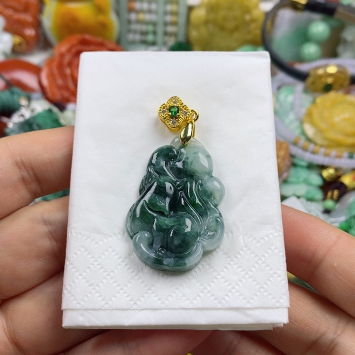 翡翠吊坠(不含链)未镶嵌