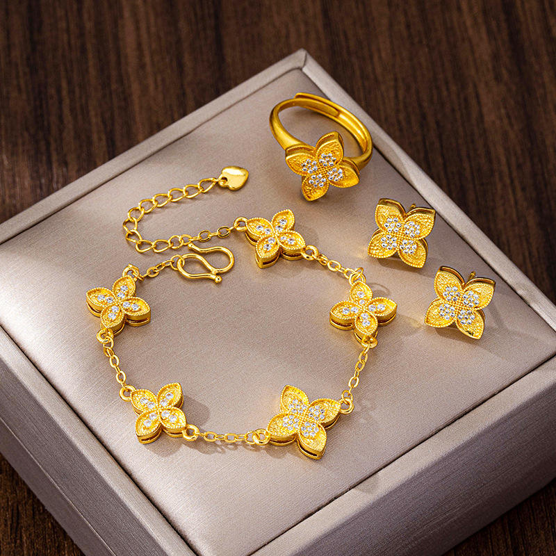 铜合金亚克力手链 四叶草手链女精致越南镶锆花朵项链耳钉戒指