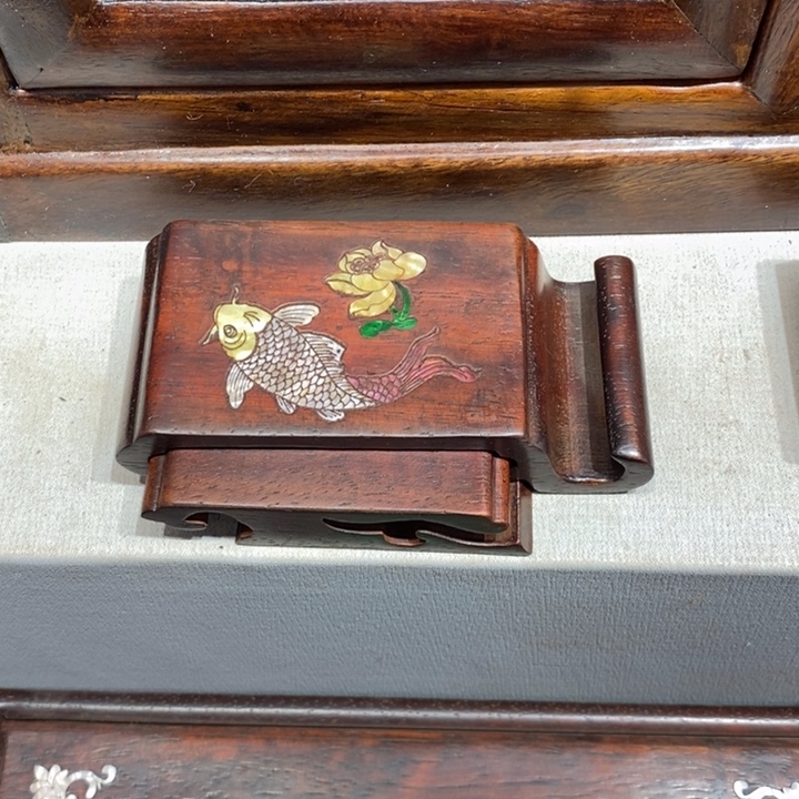 木木木木手机支架鱼