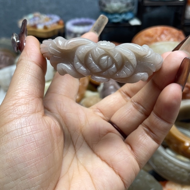 石英岩玉未镶嵌手镯