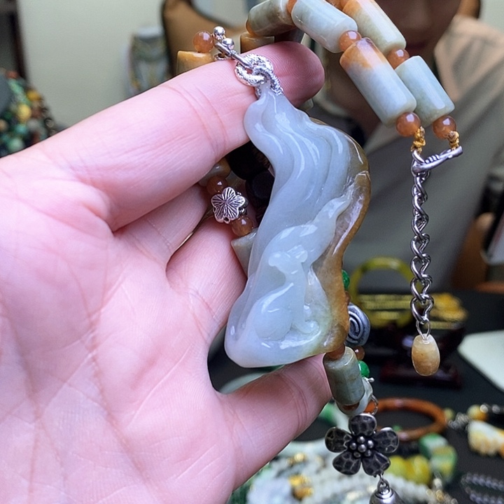 月***紫翡翠未镶嵌颈饰一套399