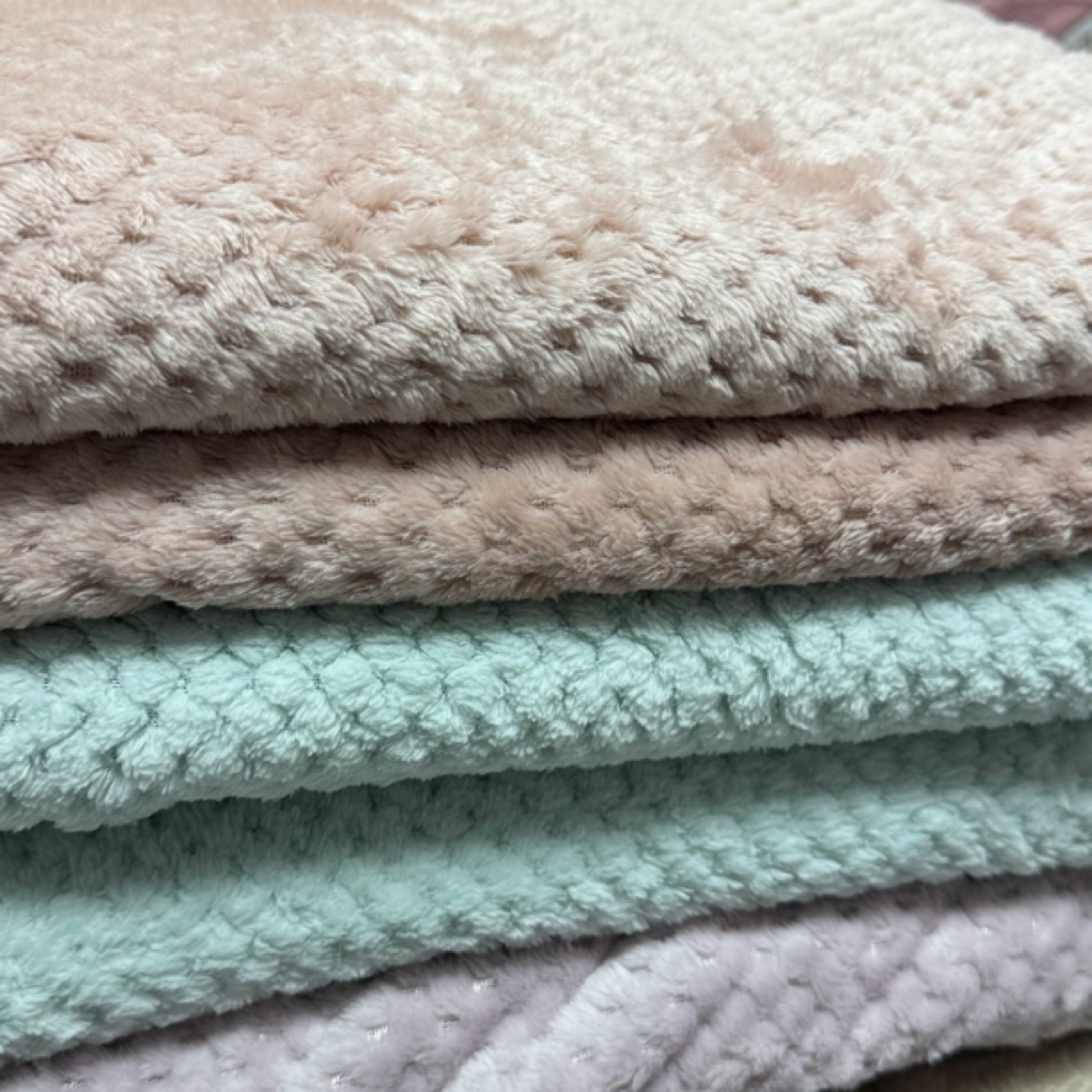 粉色小菠萝【200*230】菠萝格纯色双面绒毛毯休闲午休空调保暖床单