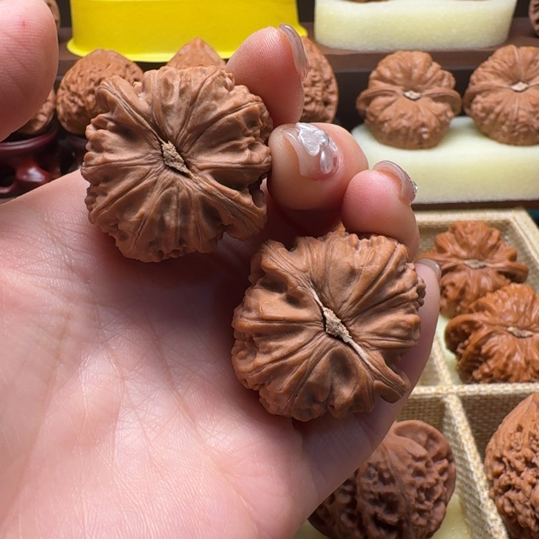 吊坠文玩核桃35全品白狮子手捻