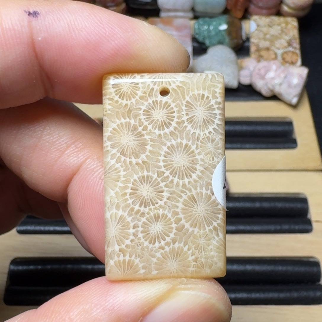硅化玉纯天然色有机玉石未镶嵌