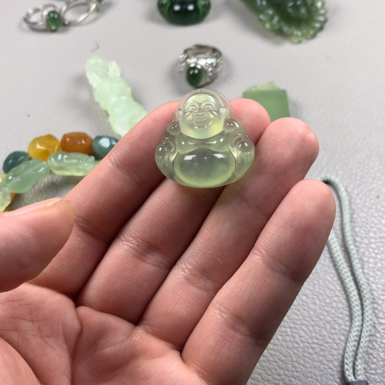 【闪购商品】蛇纹石玉未镶嵌岫玉