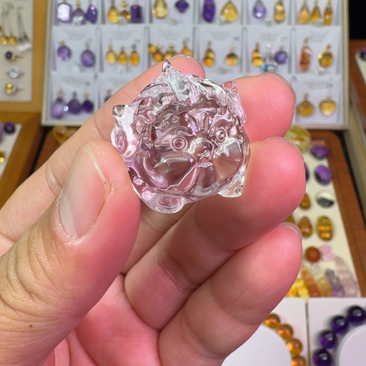 未镶嵌水晶颈饰吊坠