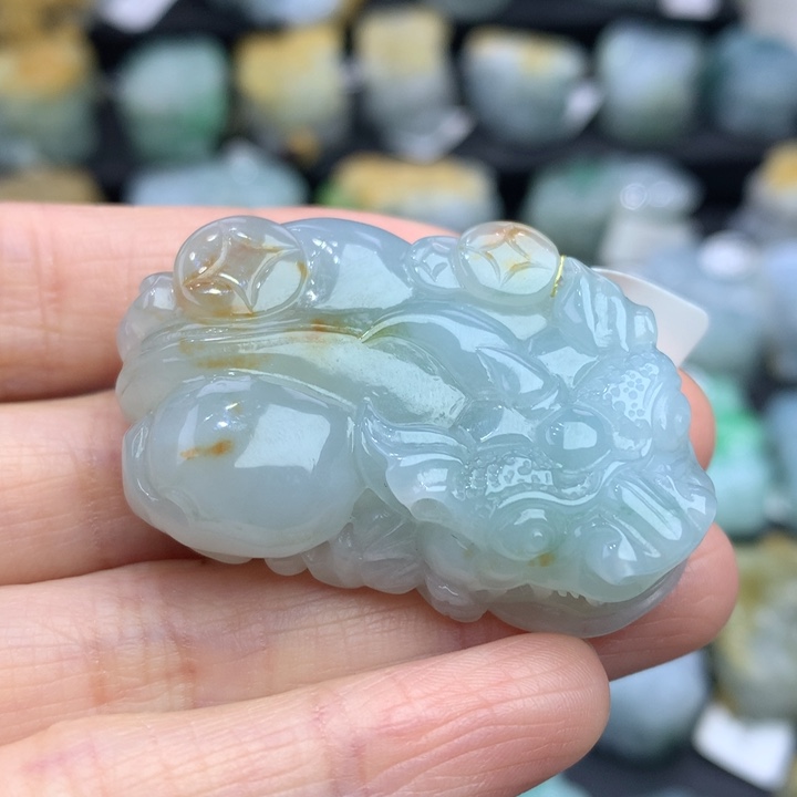 翡翠颈饰未镶嵌天然缅甸A货翡翠貔貅吊坠