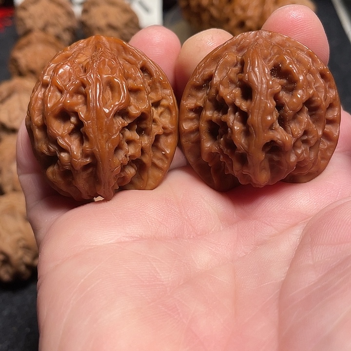 文玩核桃把件苹果园