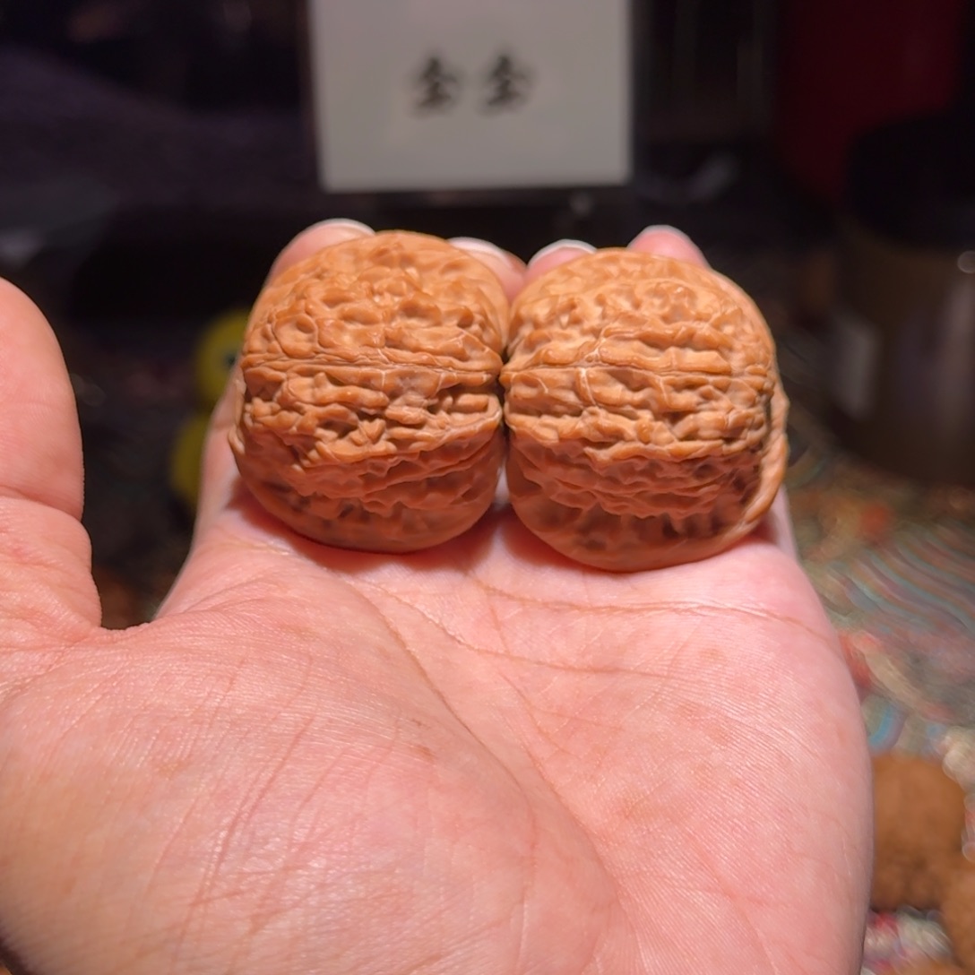 文玩核桃把件1793山地磨，尺寸42 40 35