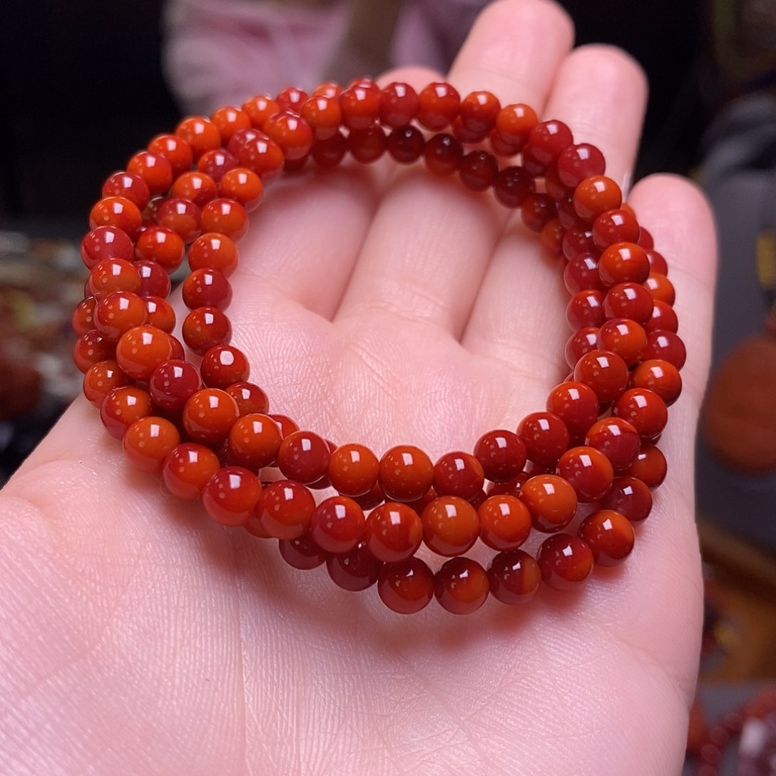 南红玛瑙手串未镶嵌向*5mm