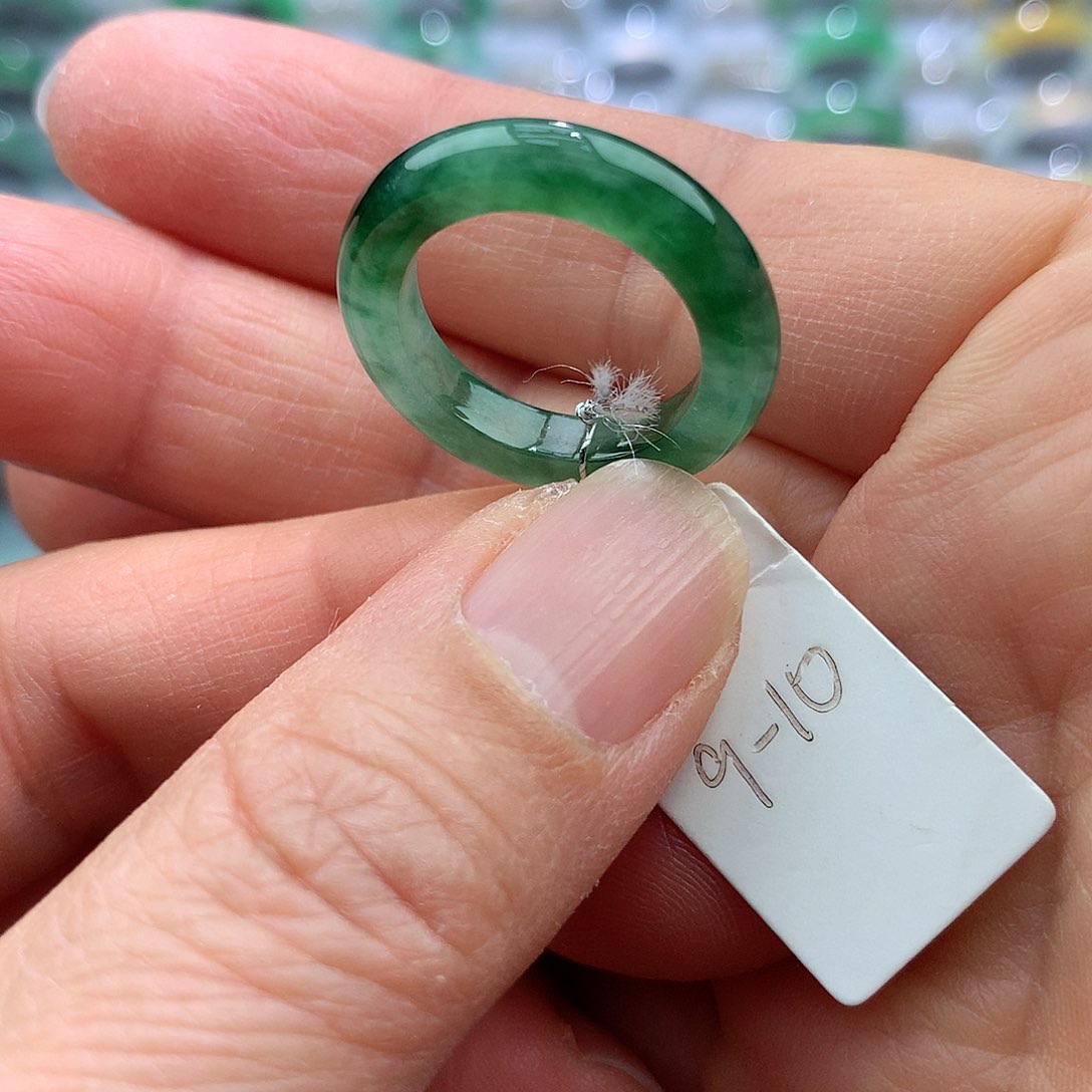 翡翠戒指未镶嵌9-10号