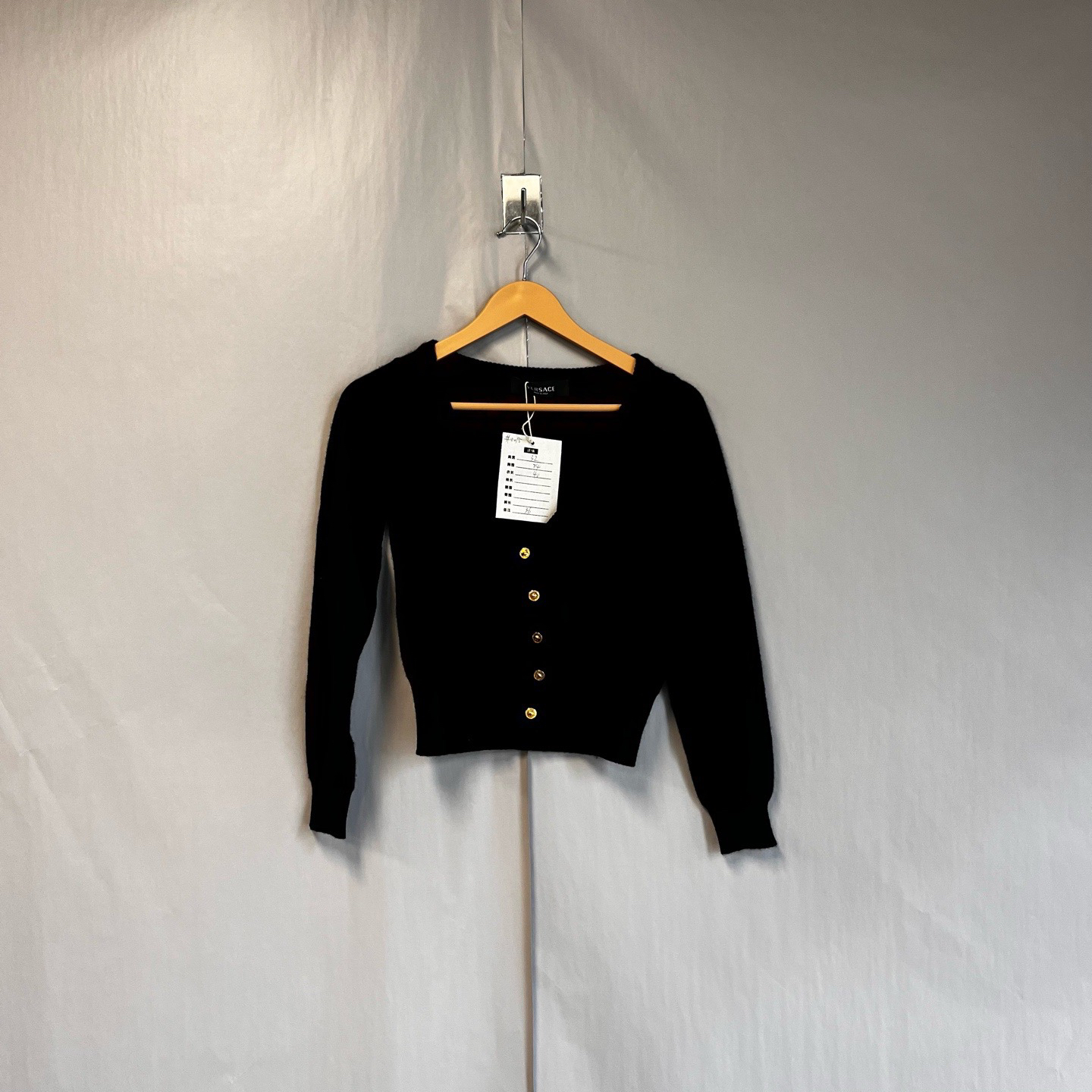 99新 VERSACE/范思哲 针织金扣开衫 36码#0015