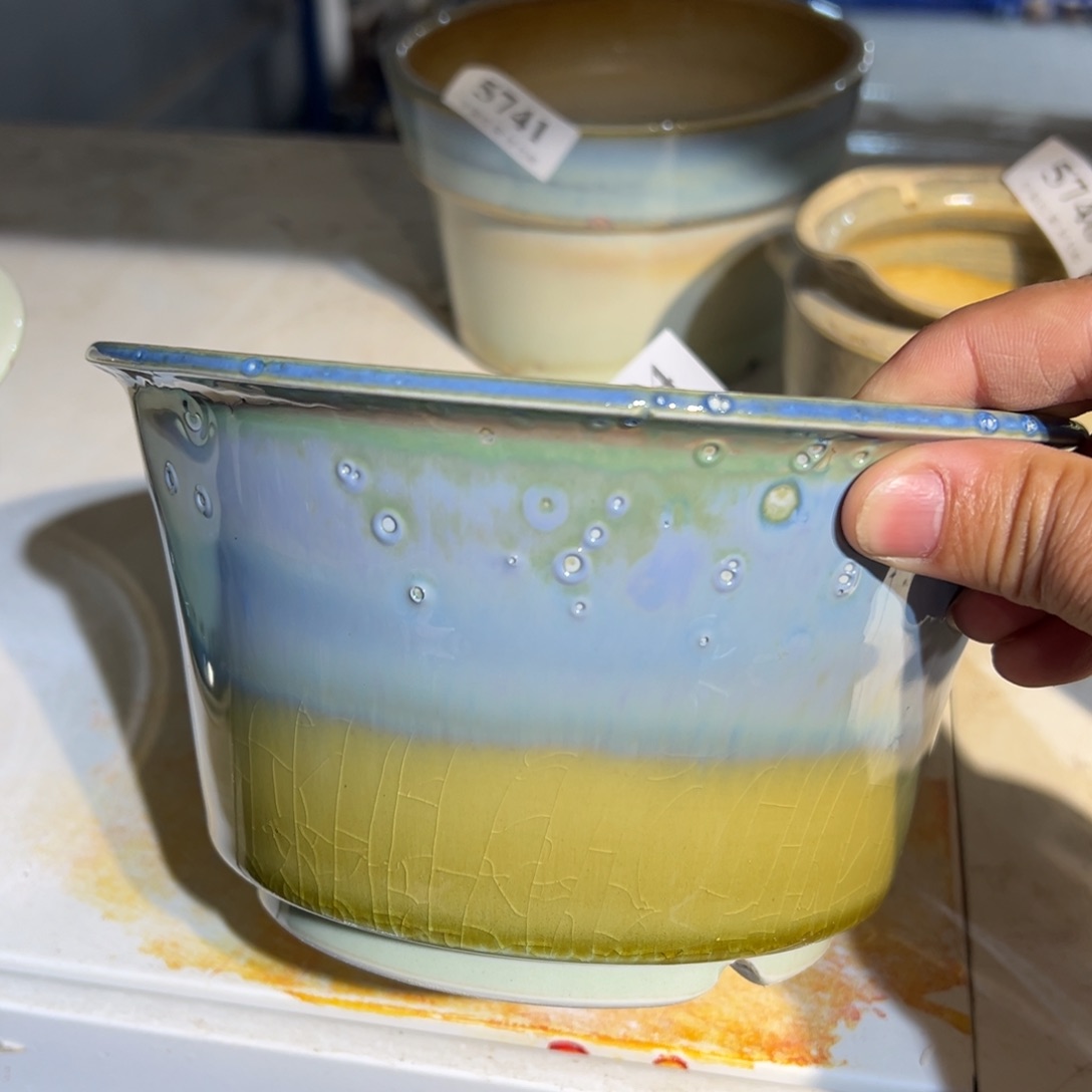 红陶口15高10瑕疵