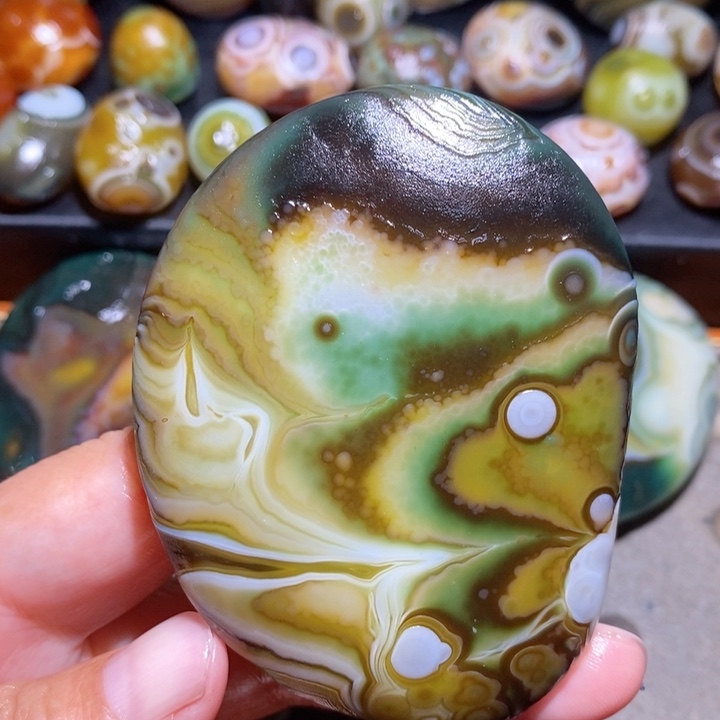未镶嵌玛瑙/玉髓珠宝半成品178