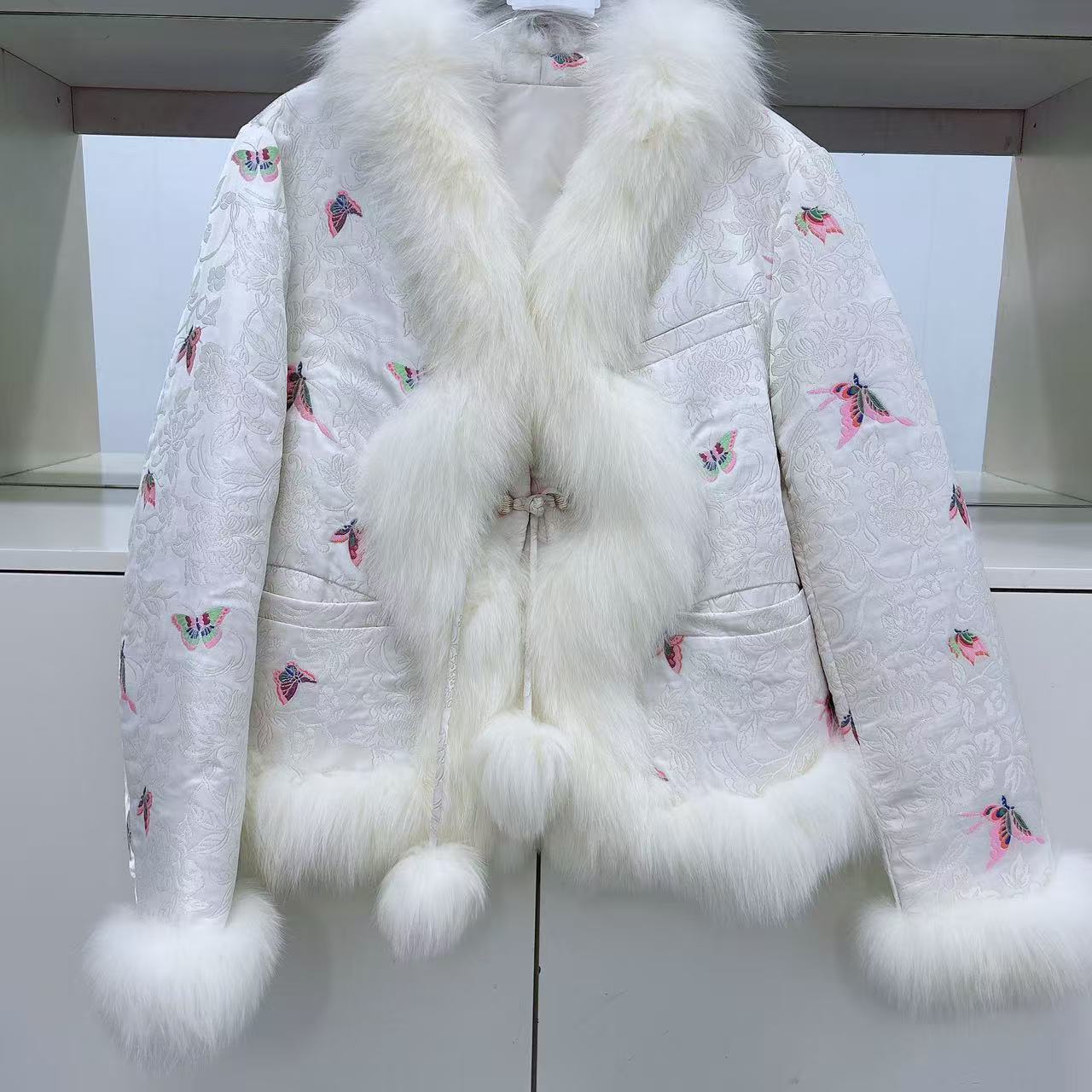 【小依专享】Z1F5058XQ高定时尚百搭气质白鸭绒皮草5058女款冬季