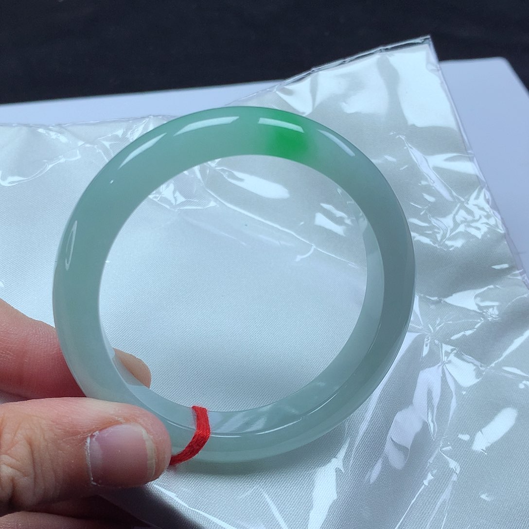 翡翠手镯未镶嵌56正圈