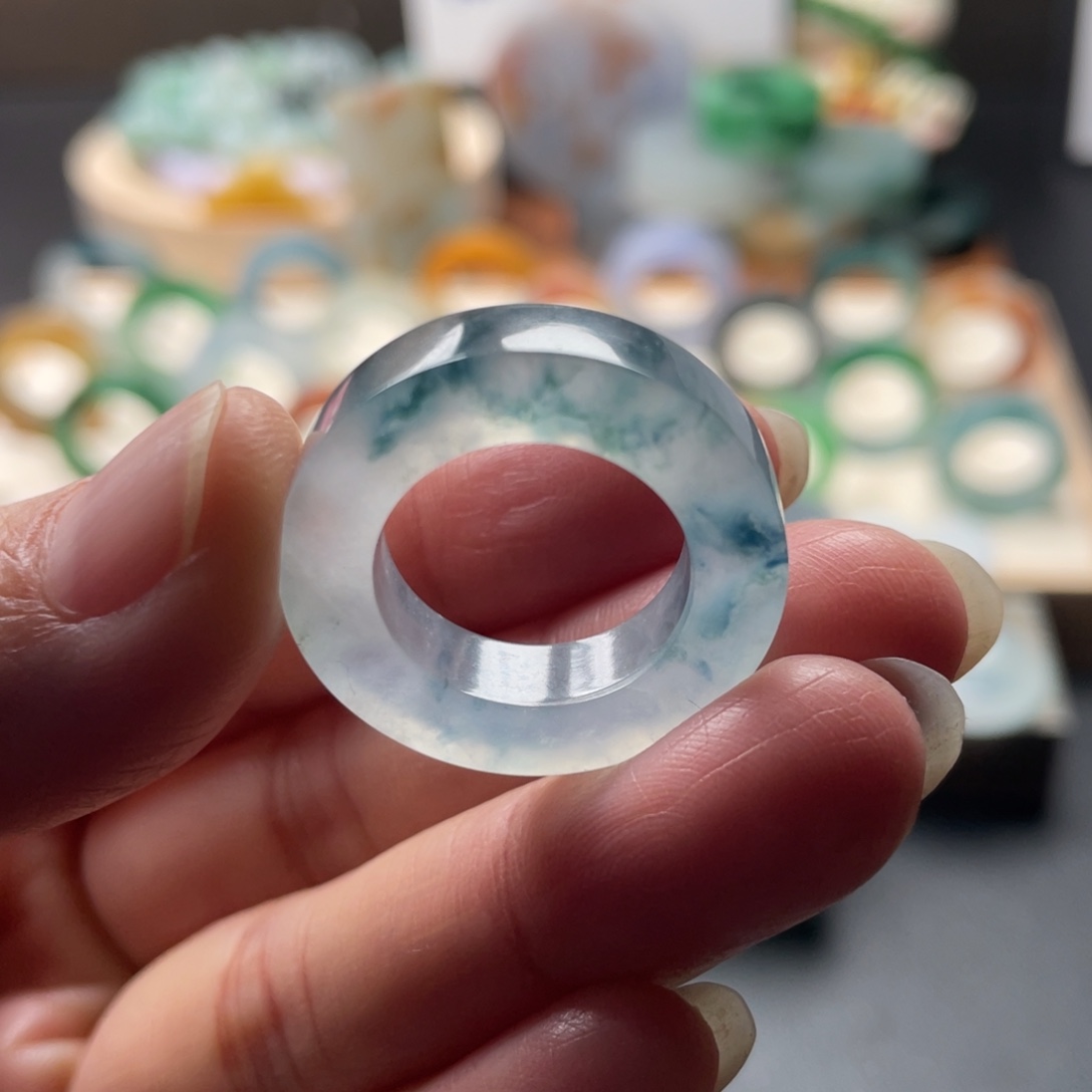 定制翡翠未镶嵌翡翠