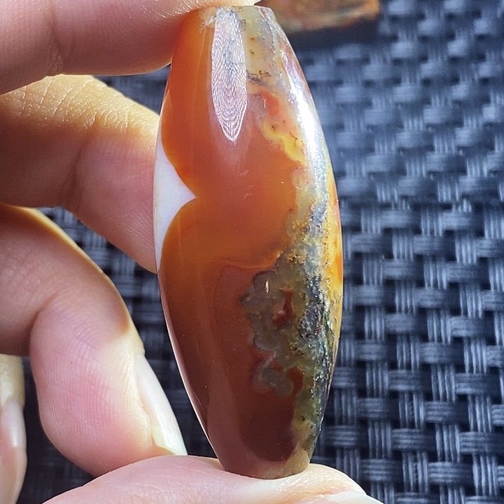 齊***玛瑙/玉髓未镶嵌颈饰