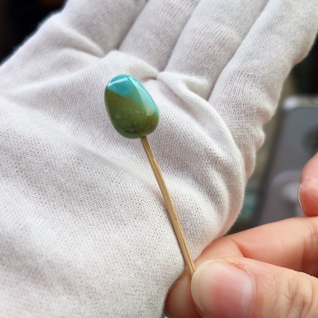 绿松石珠宝奇石未镶嵌