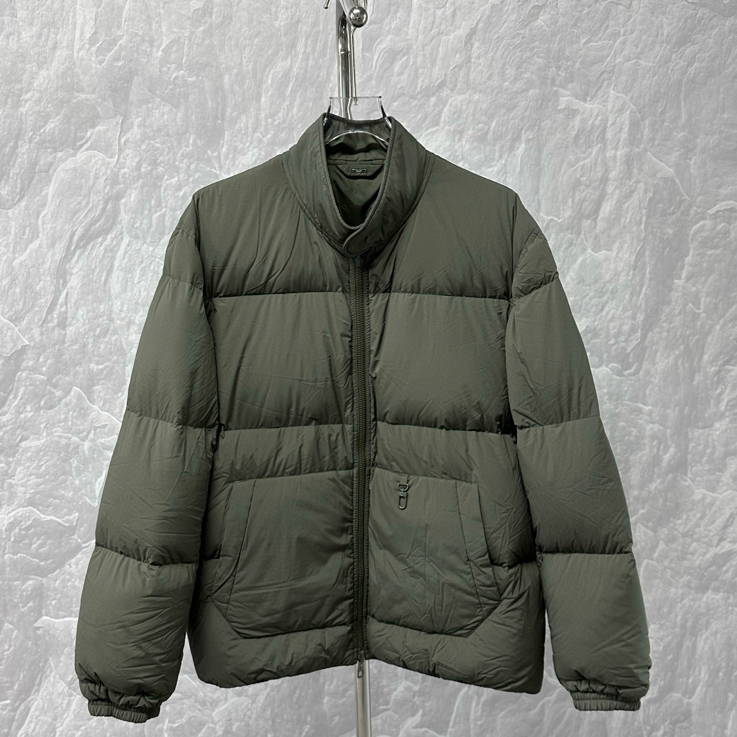 未使用 LouisVuitton/路易威登 滑雪胶囊双面满印外套56码P02162