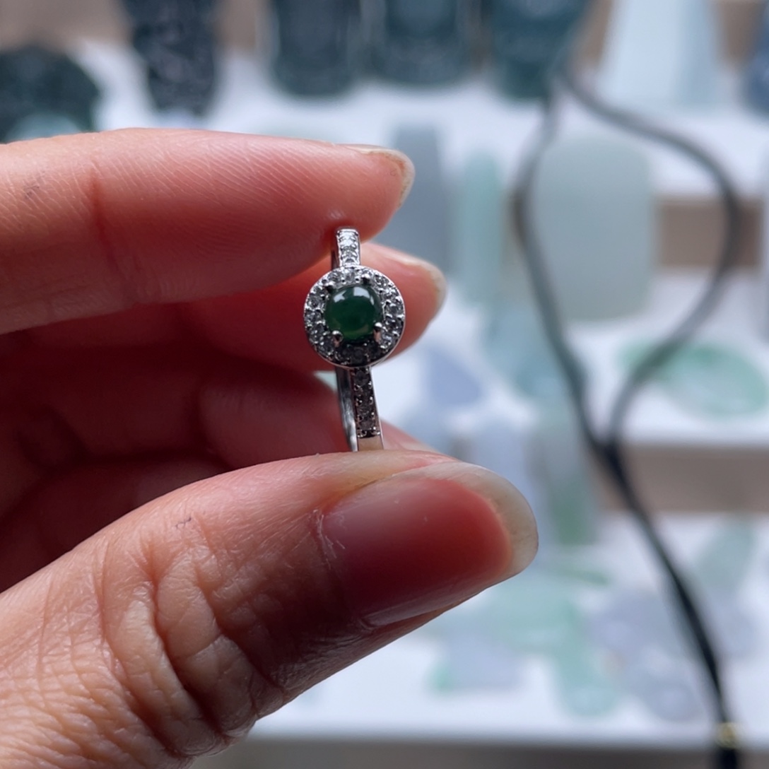 翡翠未镶嵌颈饰天然翡翠