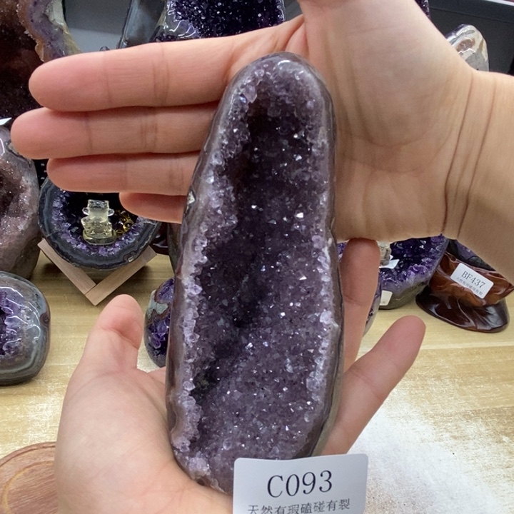 紫晶大型摆件（非配饰）未镶嵌