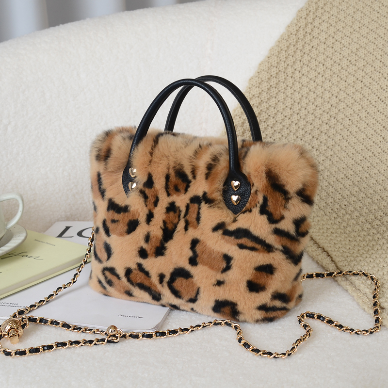 獭兔毛豹纹托特包皮草包包秋冬链条斜跨时尚高档女士毛绒手提包