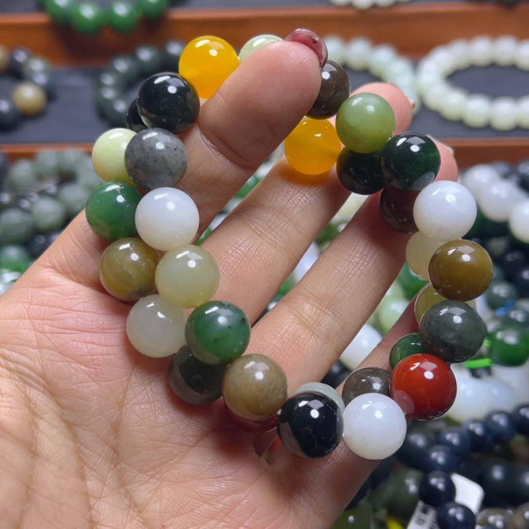 和田玉未镶嵌手链