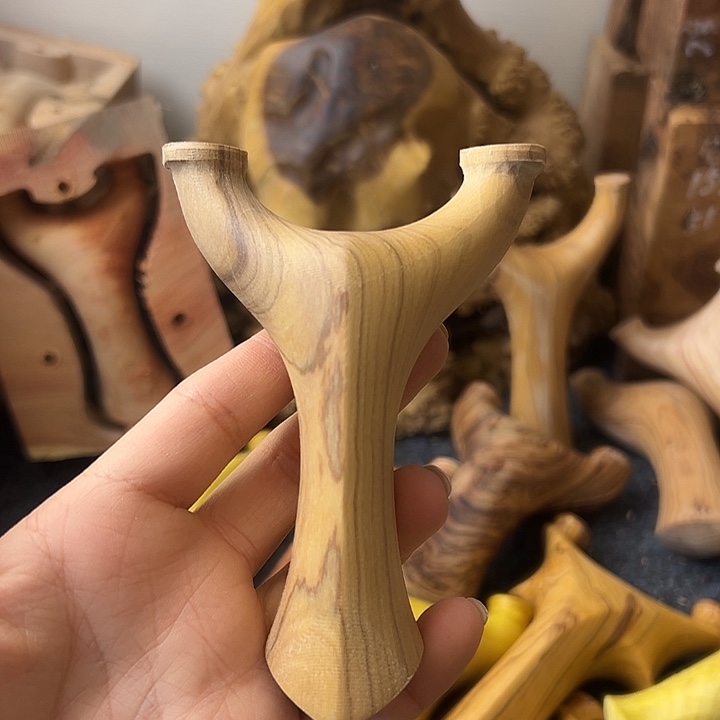 *****大叶紫檀（黑酸枝木类）鬼柳鲨鱼半成品瑕疵不退换