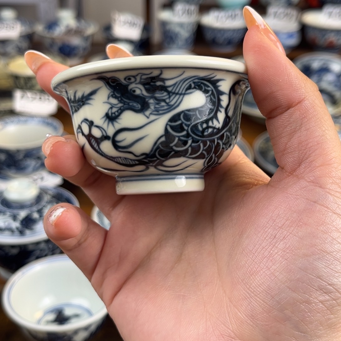 铠甲龙小压手杯杯