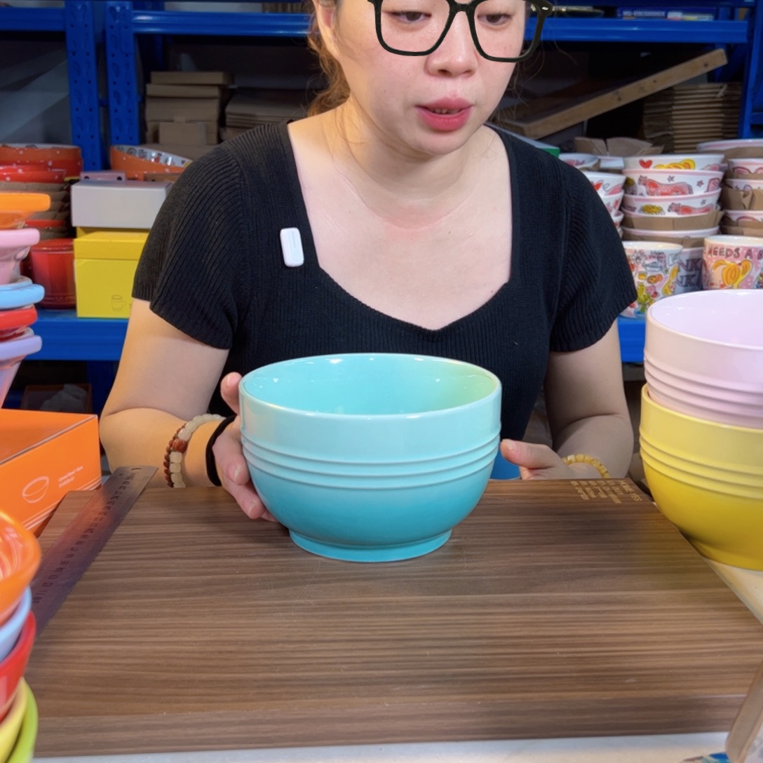 陶瓷轻虹青羽色面碗