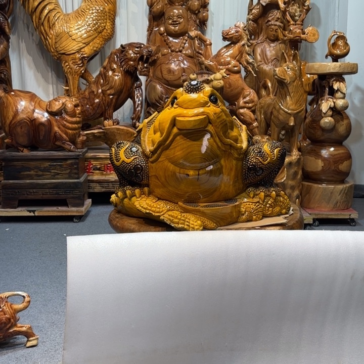 香樟木陕****司香樟木金蟾111111