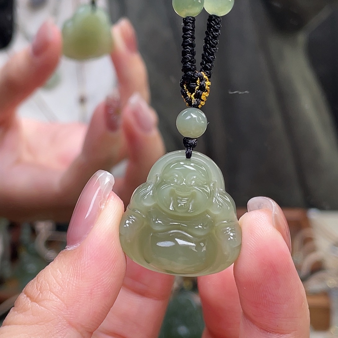 和田玉未镶嵌颈饰25佛