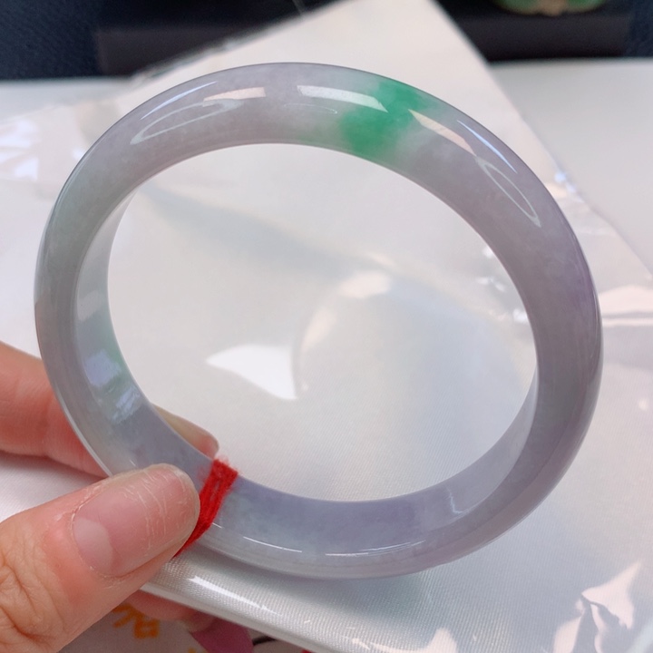 翡翠手镯未镶嵌57圈