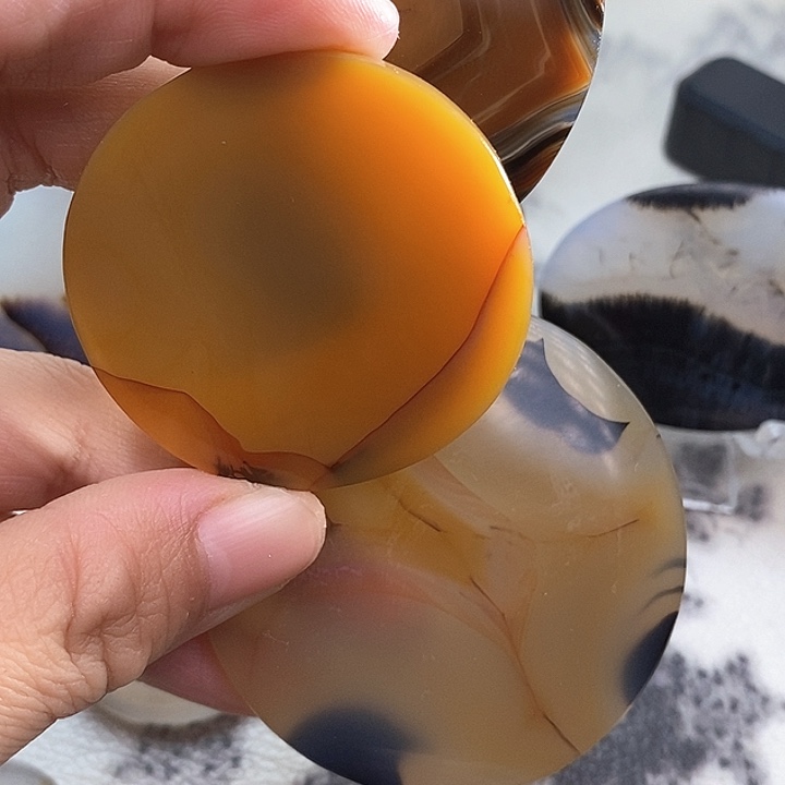 玛瑙/玉髓颈饰未镶嵌