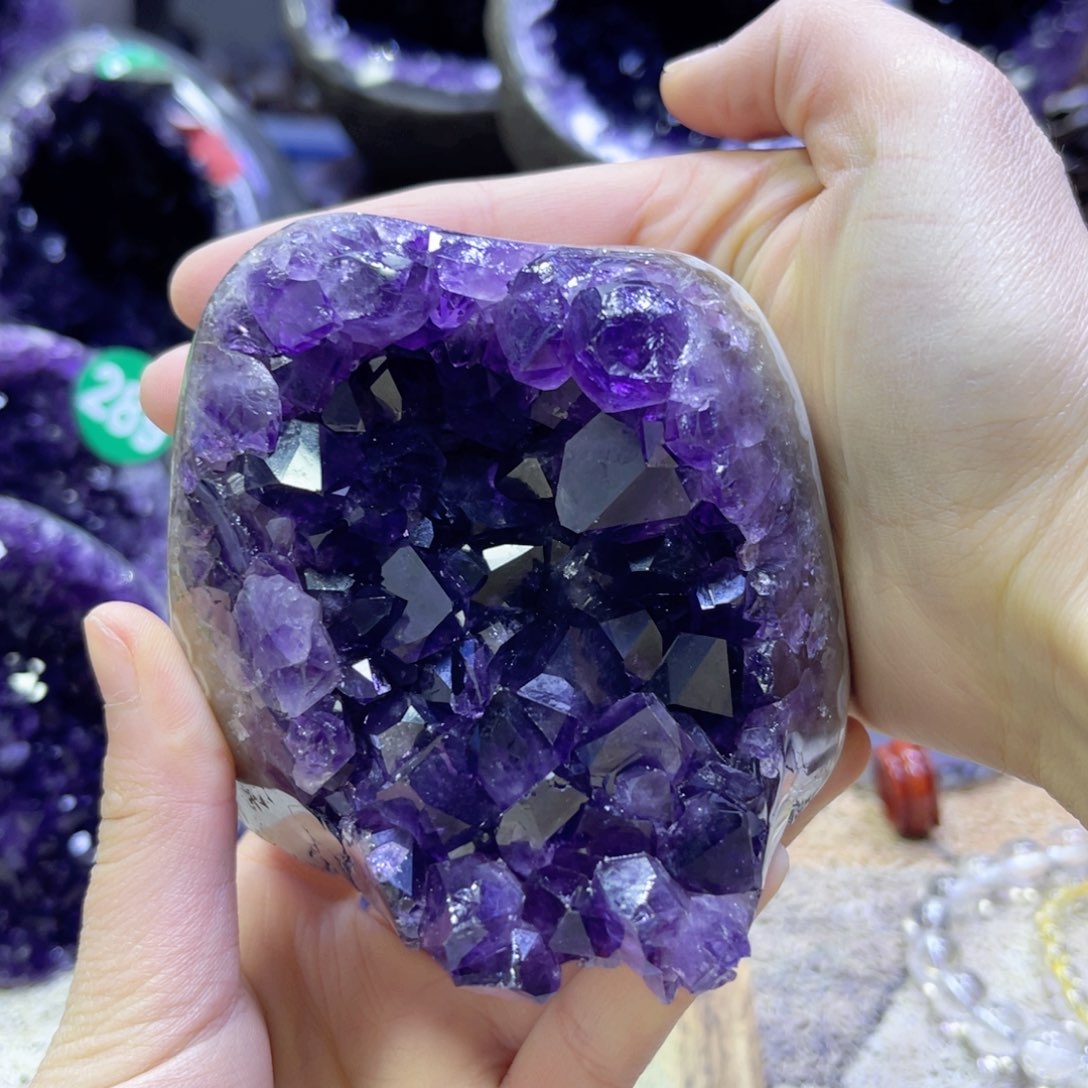 紫晶摆件未镶嵌紫水晶