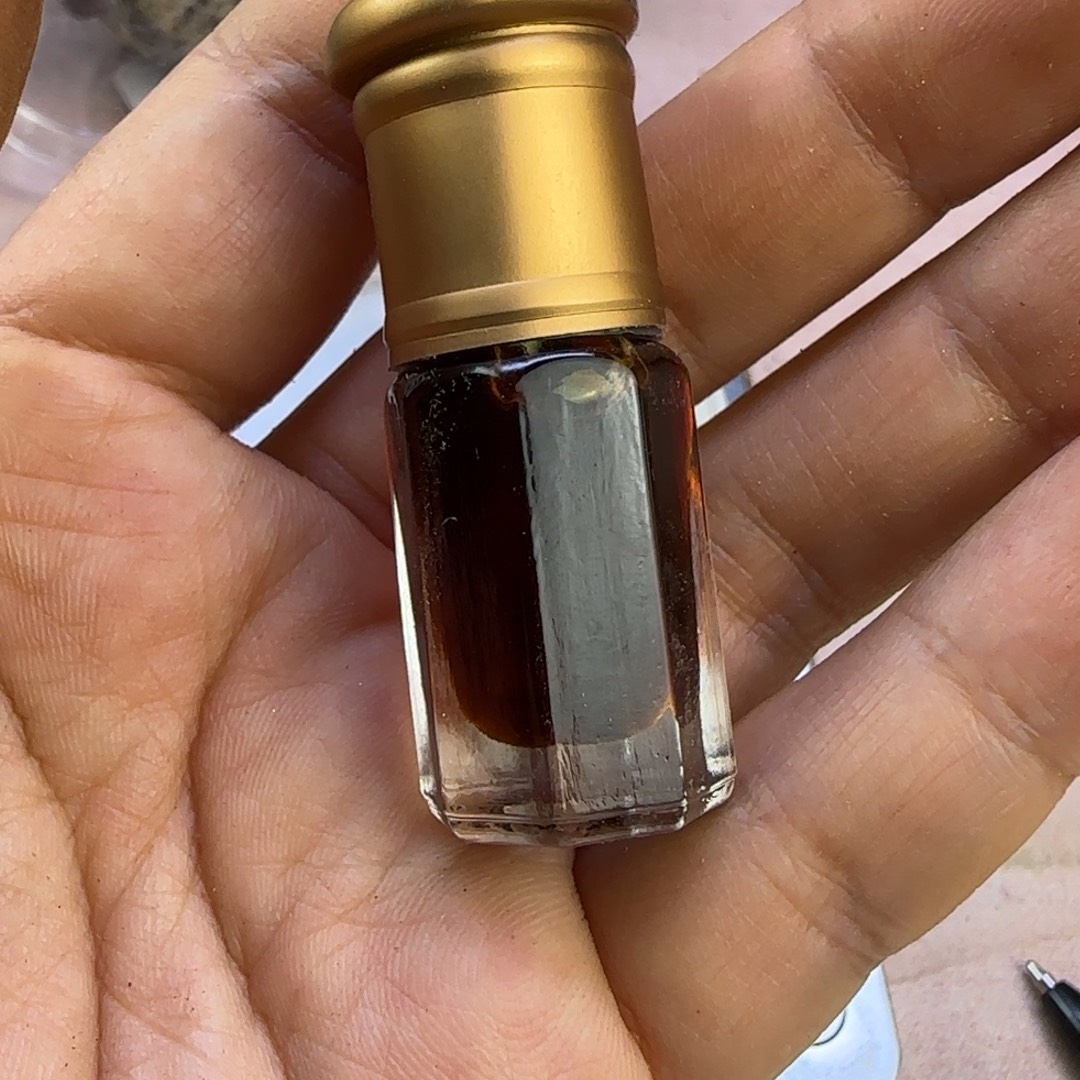 沉香沉香精油香港黑奇古法老油3克不退