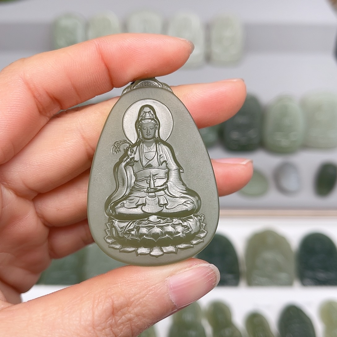 和田玉颈饰未镶嵌缘**你