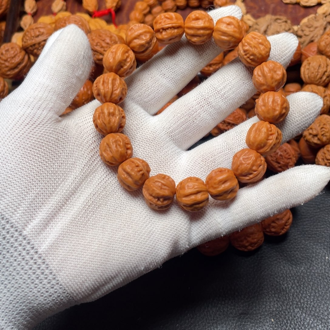 理***n吊坠文玩核桃野生小核桃手串