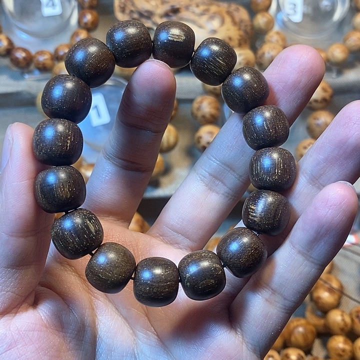 柏木（崖柏）巴布亚贡木老型1.3小龙鳞