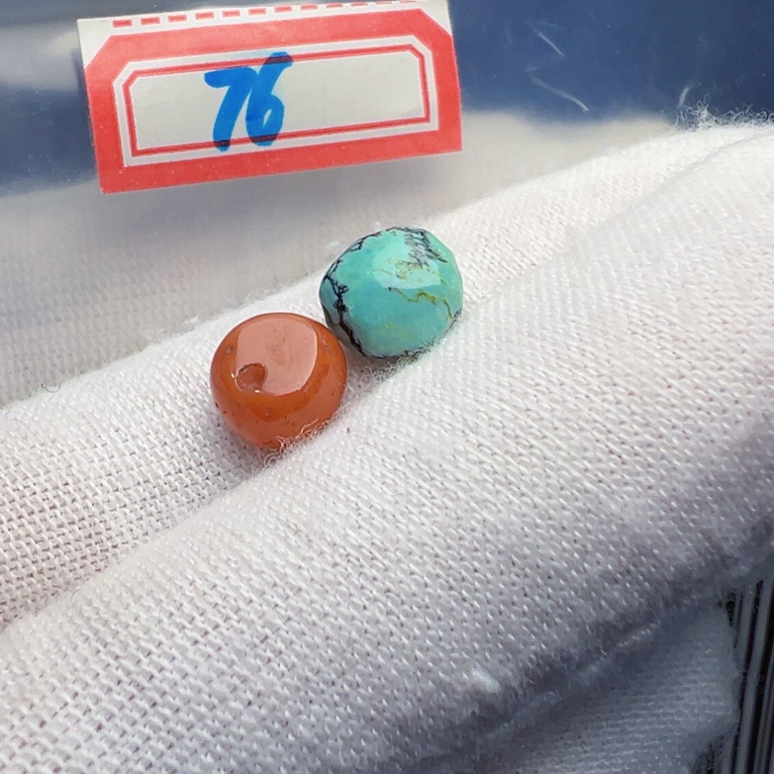 南红玛瑙未镶嵌珠宝奇石